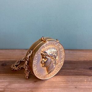 Additional photos Vintage 1960s Harry Rosenfeld Caesar Gold Coin Minaudiere Bag